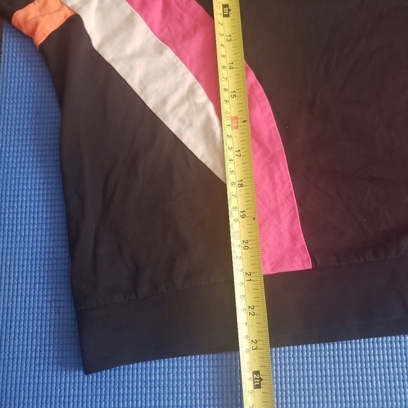 Hp. PUMA Way 1 Long Sleeve Top - Picture 8 of 10